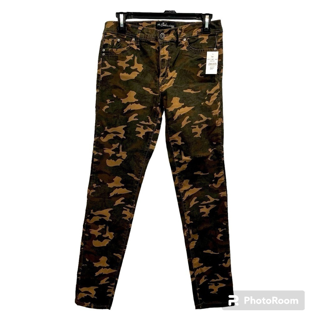 Skinny Camo Pants size 8